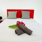 Grande villa avec piscine